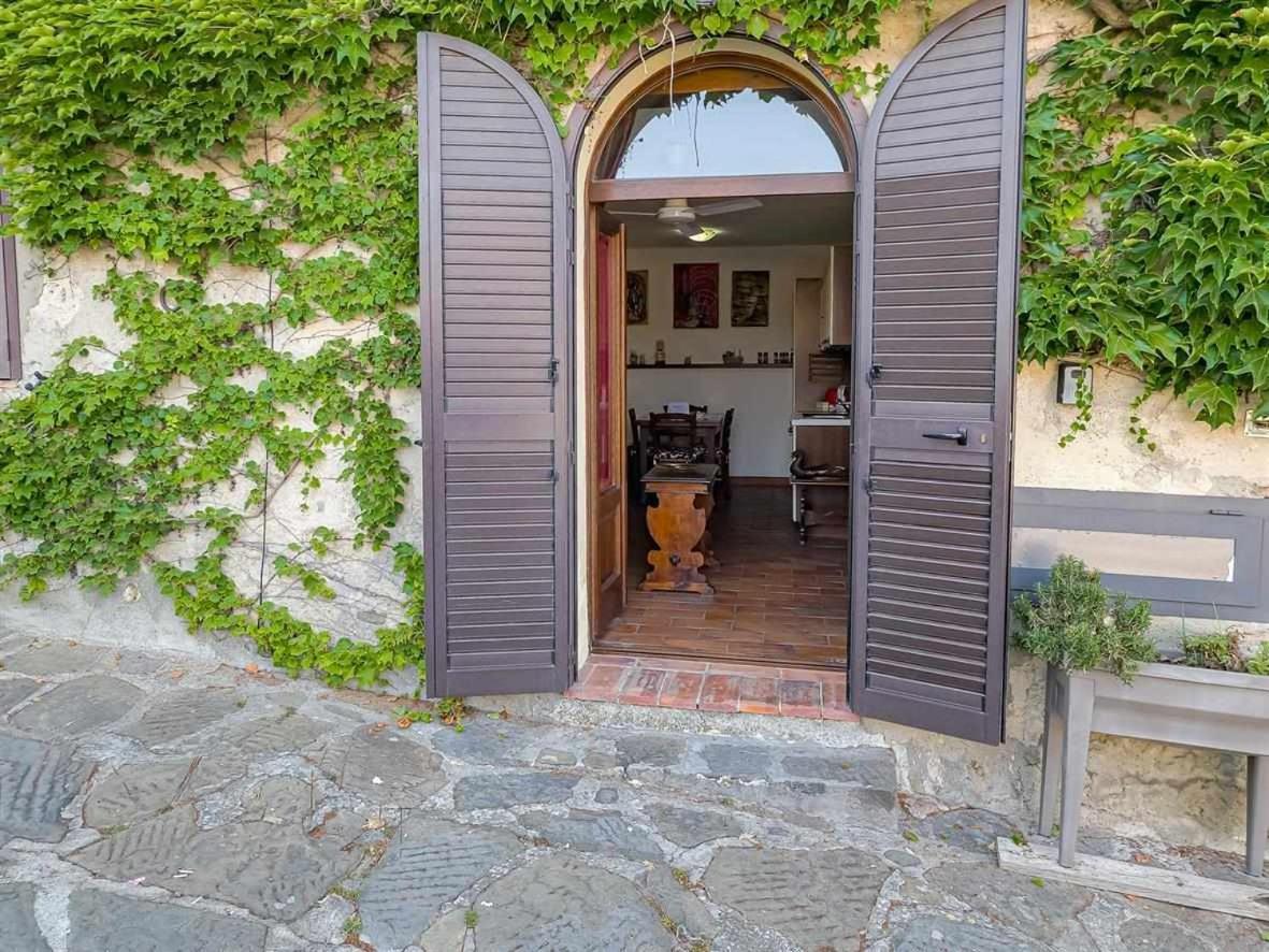 La Casina Di Rosi Vivere Nellantico Borgo 卡斯蒂里昂纳·德拉佩 外观 照片